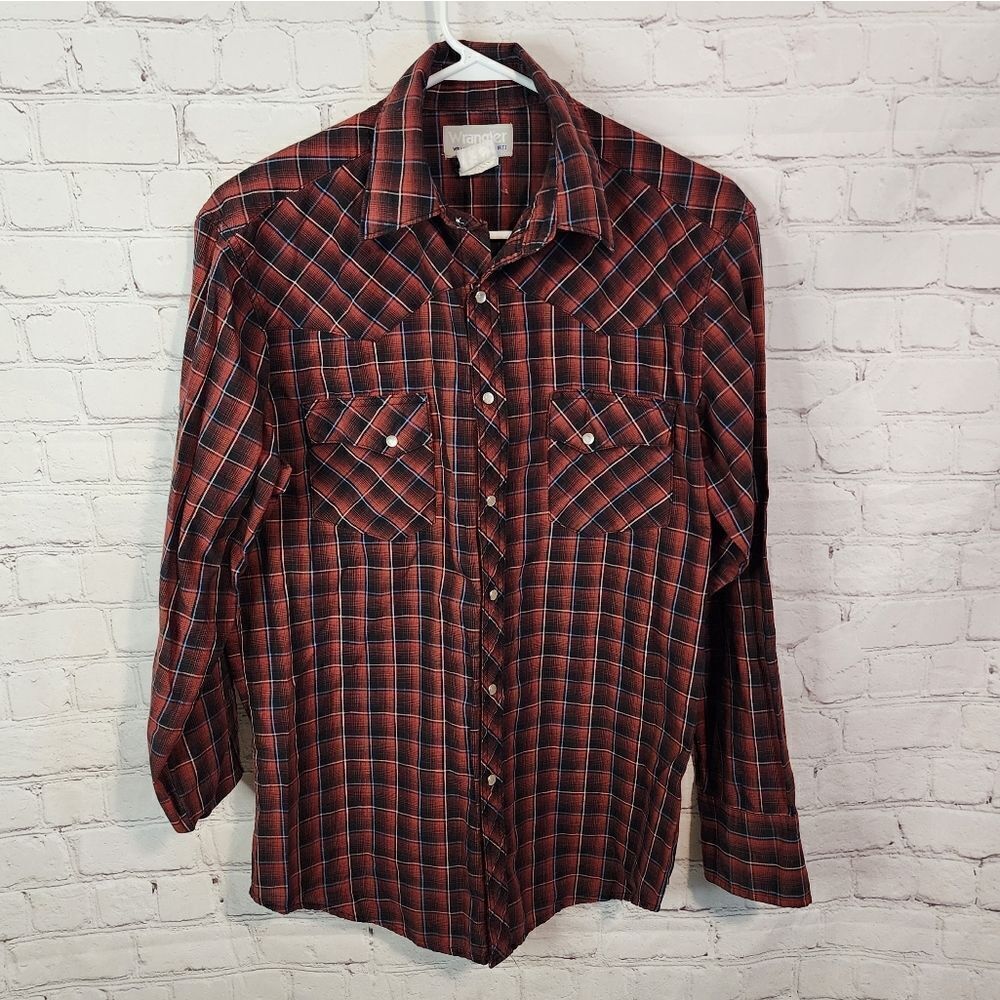 Men's Wrangler longsleeve button-down shirt, size Medium